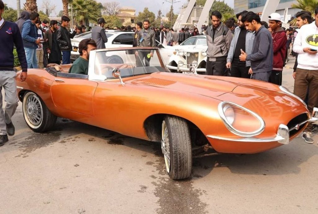 Convertible for Wedding (3)